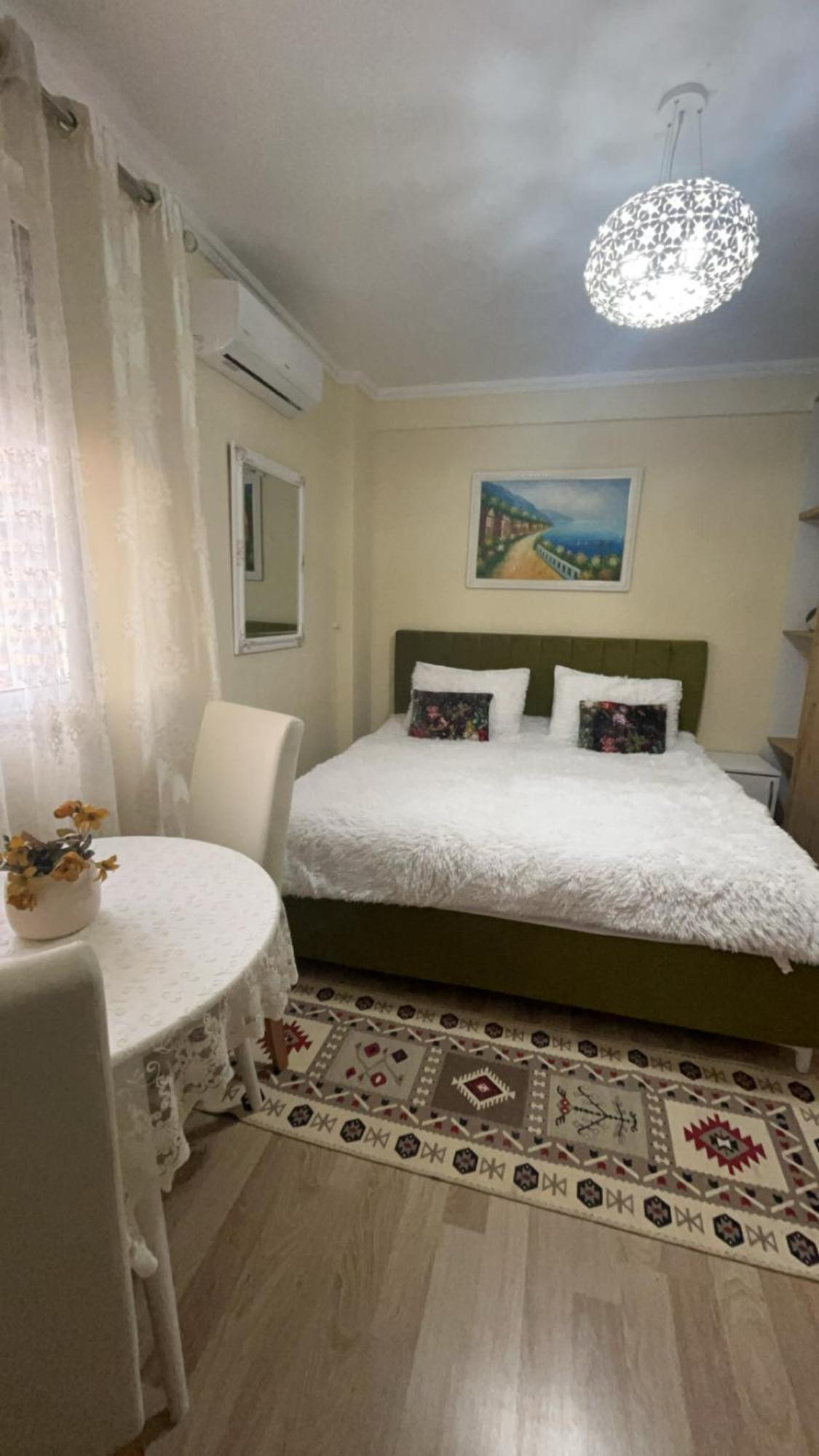 Evis House Apartment Tirana Exterior photo